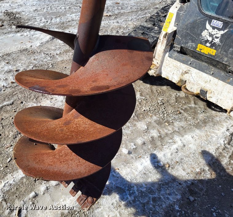 image for item LR9167 Lowe 1650E  skid steer auger