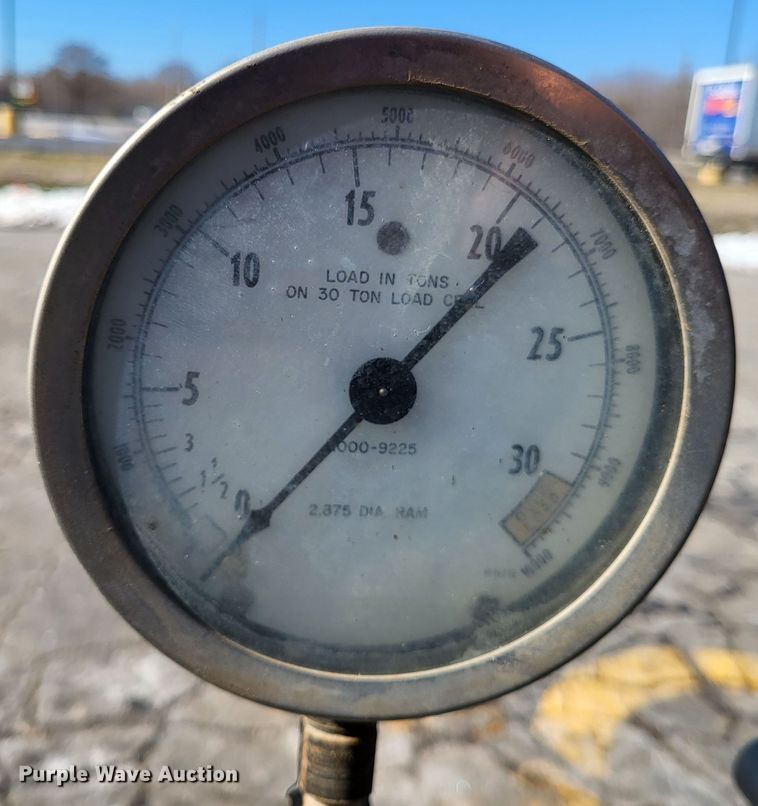 image for item LR9168 Tools