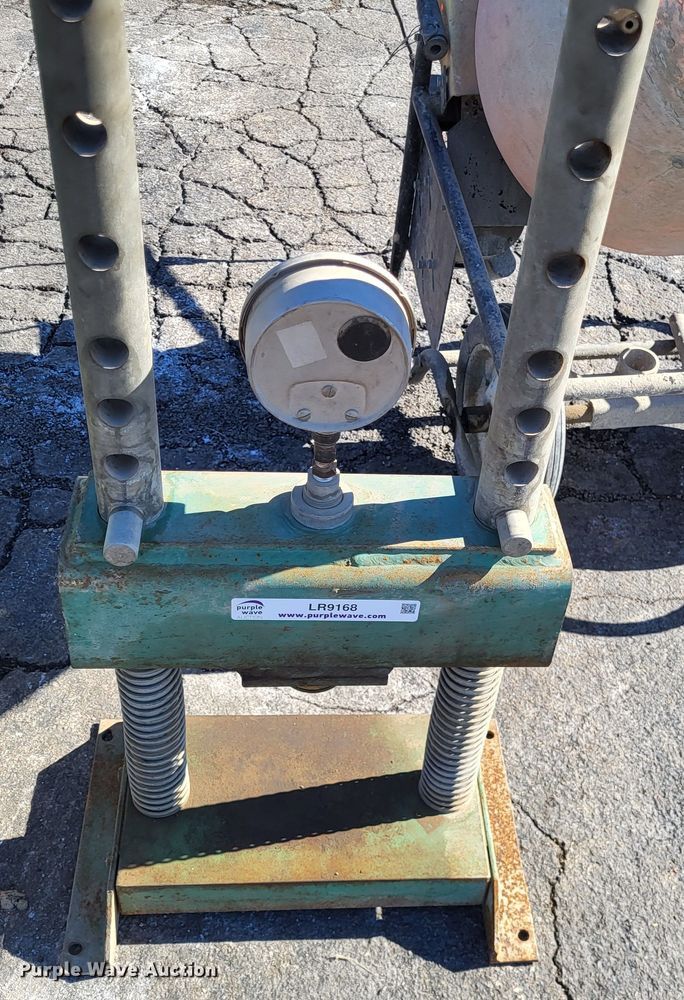 image for item LR9168 Tools