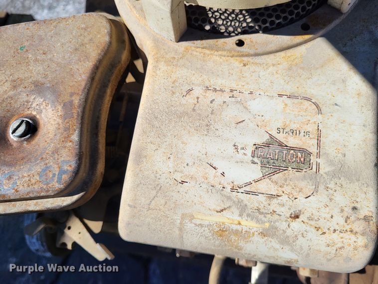 image for item LR9168 Tools