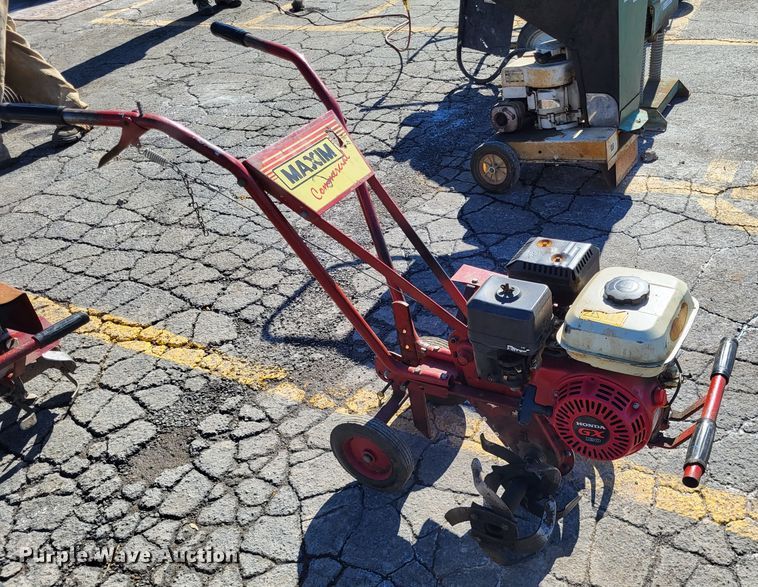 image for item LR9170 (3) tillers