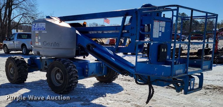 image for item LR9172 2003 Genie Z45/25  boom lift