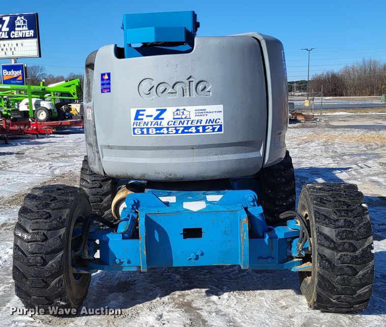 image for item LR9172 2003 Genie Z45/25  boom lift