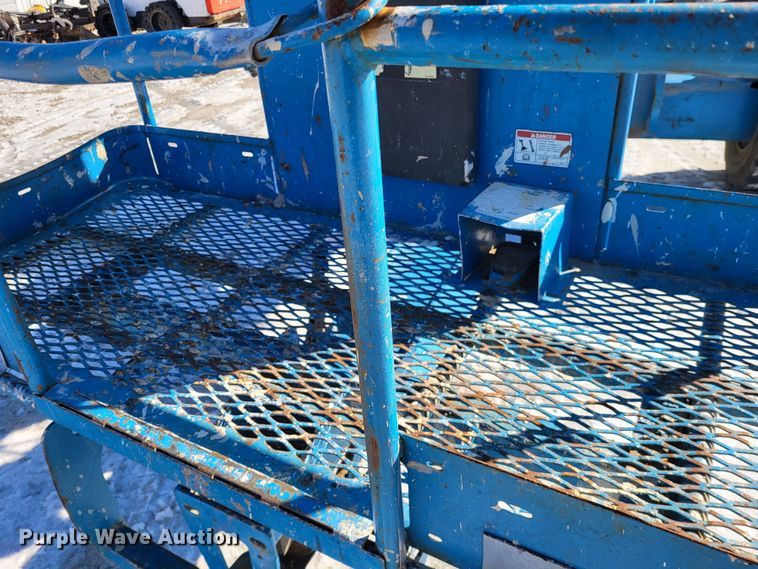 image for item LR9172 2003 Genie Z45/25  boom lift