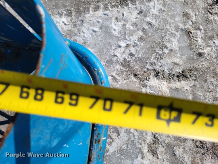 image for item LR9172 2003 Genie Z45/25  boom lift