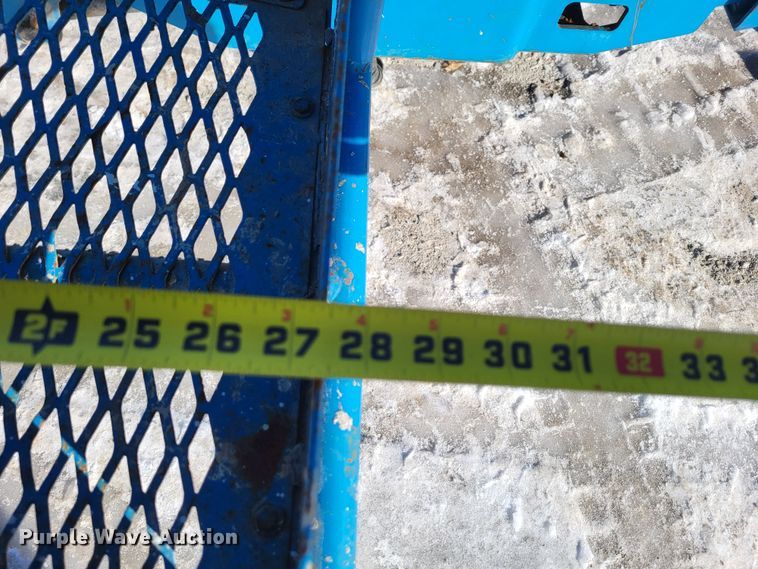 image for item LR9172 2003 Genie Z45/25  boom lift