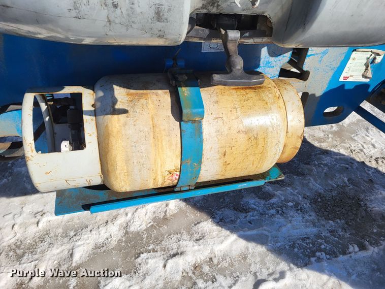 image for item LR9172 2003 Genie Z45/25  boom lift