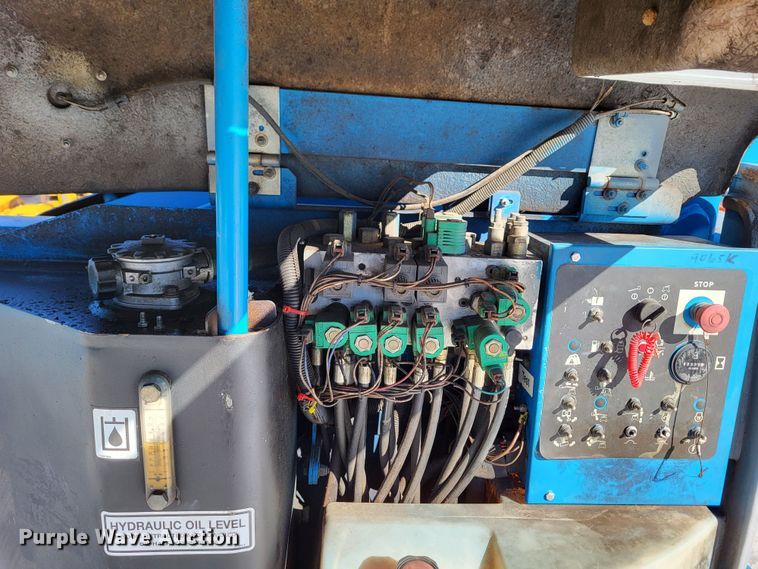 image for item LR9172 2003 Genie Z45/25  boom lift