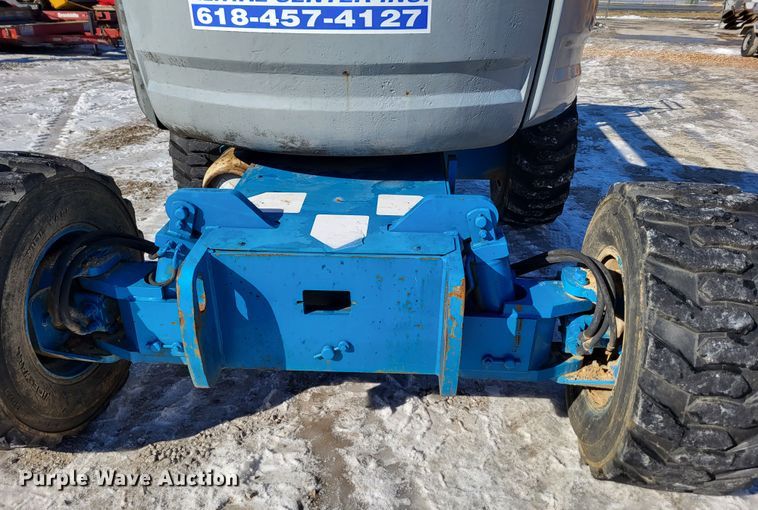 image for item LR9172 2003 Genie Z45/25  boom lift