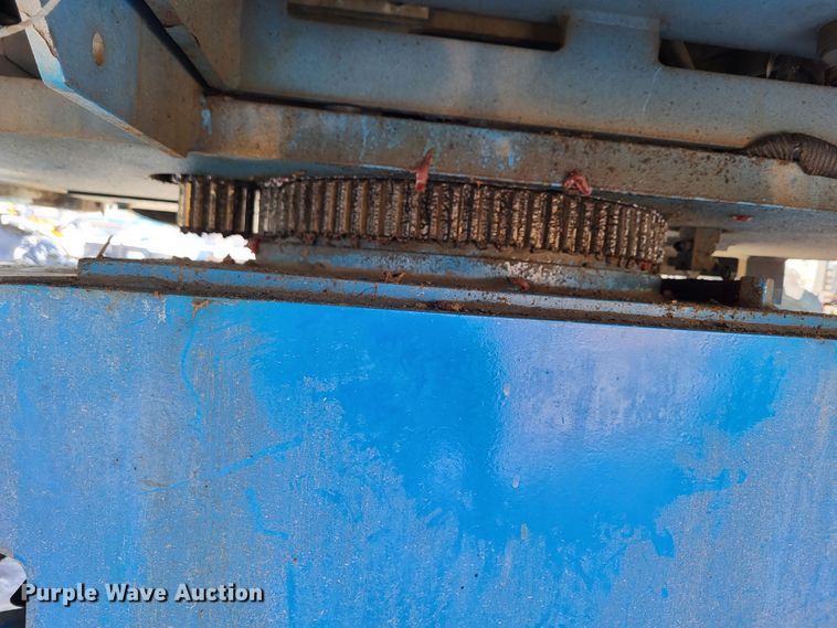 image for item LR9172 2003 Genie Z45/25  boom lift