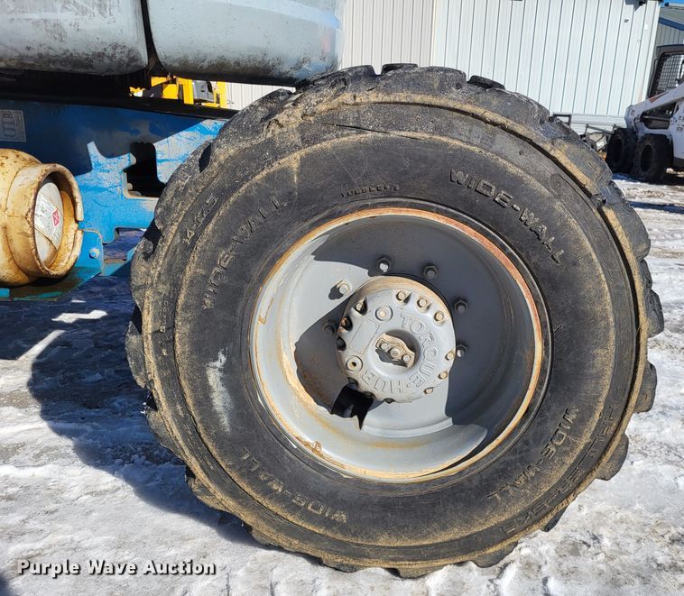 image for item LR9172 2003 Genie Z45/25  boom lift