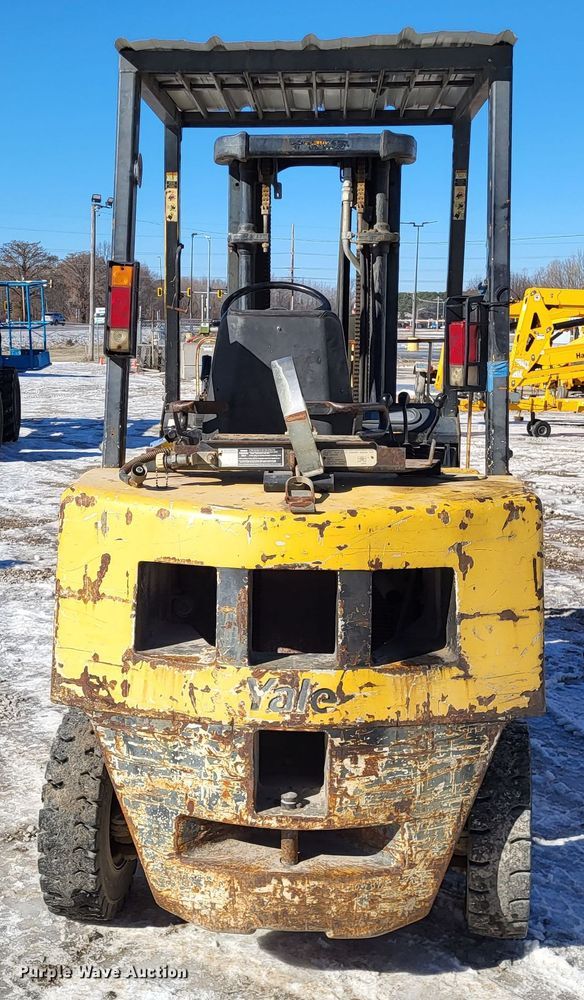 image for item LR9173 2003 Yale GTP050RGNUAE084  forklift