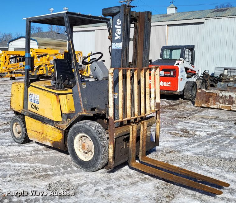 image for item LR9173 2003 Yale GTP050RGNUAE084  forklift