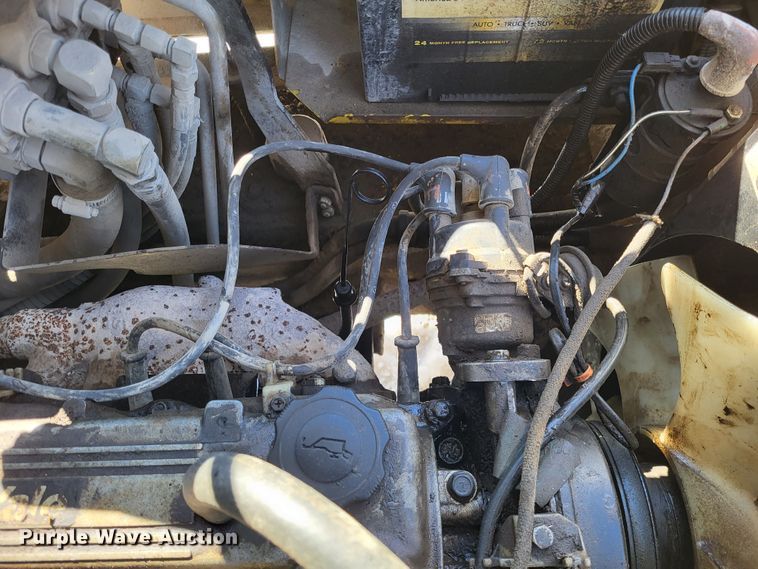 image for item LR9173 2003 Yale GTP050RGNUAE084  forklift