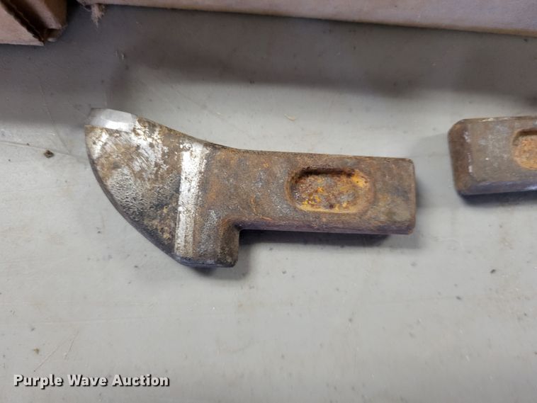 image for item LR9176 Stump grinder teeth