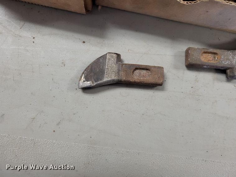 image for item LR9176 Stump grinder teeth