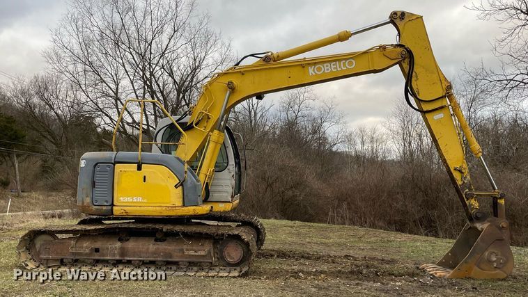 image for item MA9913 1999 Kobelco SK135SRLC  excavator