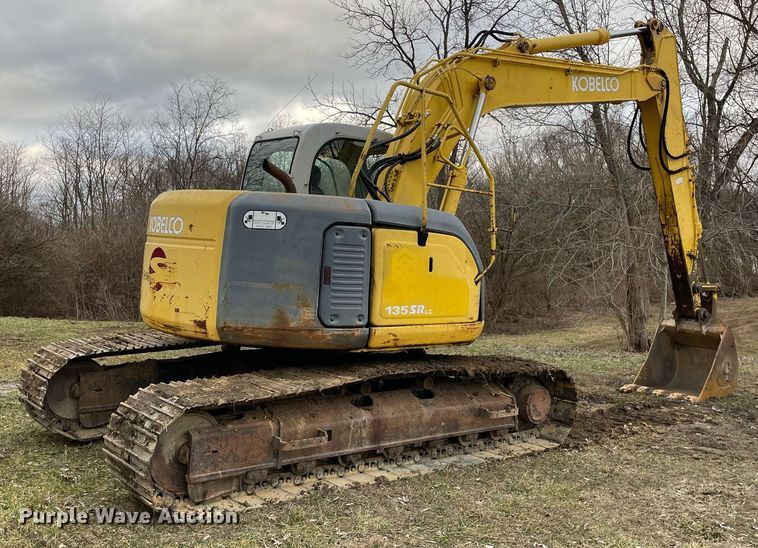image for item MA9913 1999 Kobelco SK135SRLC  excavator