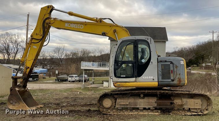 image for item MA9913 1999 Kobelco SK135SRLC  excavator