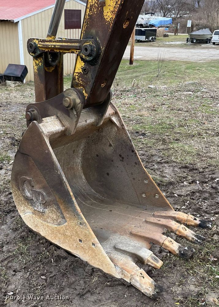 image for item MA9913 1999 Kobelco SK135SRLC  excavator