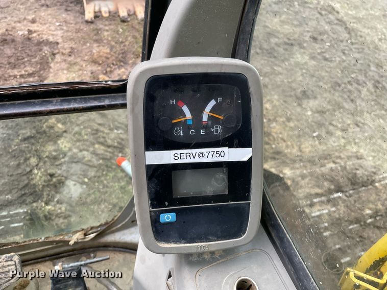 image for item MA9913 1999 Kobelco SK135SRLC  excavator