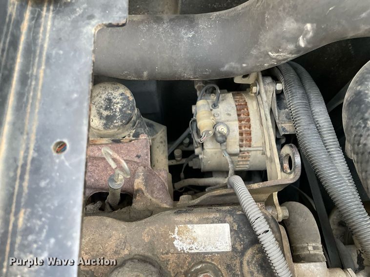 image for item MA9913 1999 Kobelco SK135SRLC  excavator