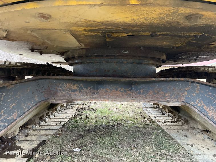 image for item MA9913 1999 Kobelco SK135SRLC  excavator