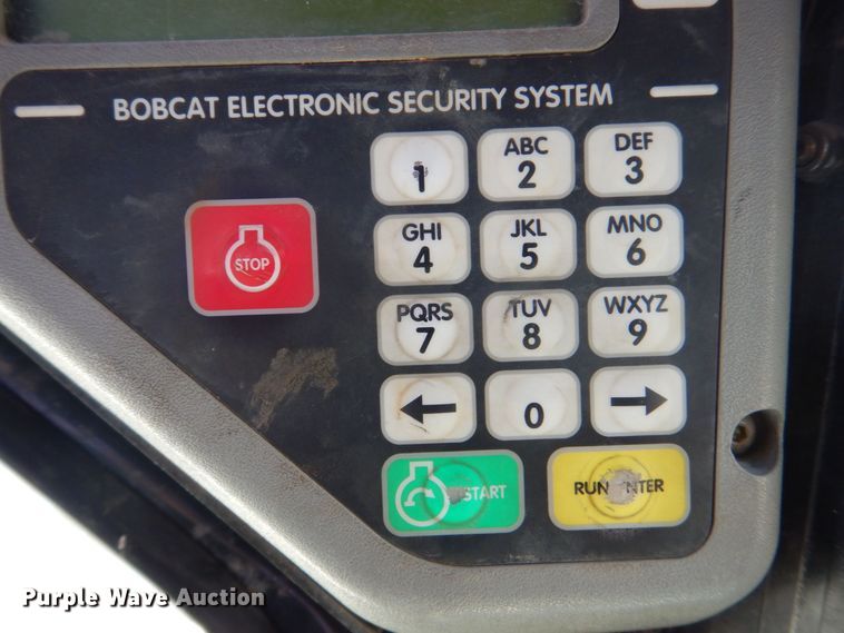 image for item MC9795 2003 Bobcat S300  skid steer loader