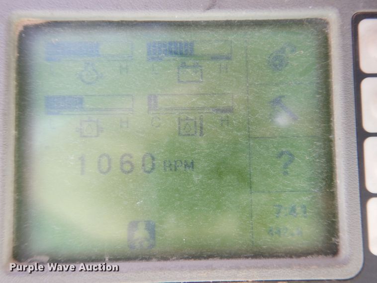 image for item MC9795 2003 Bobcat S300  skid steer loader