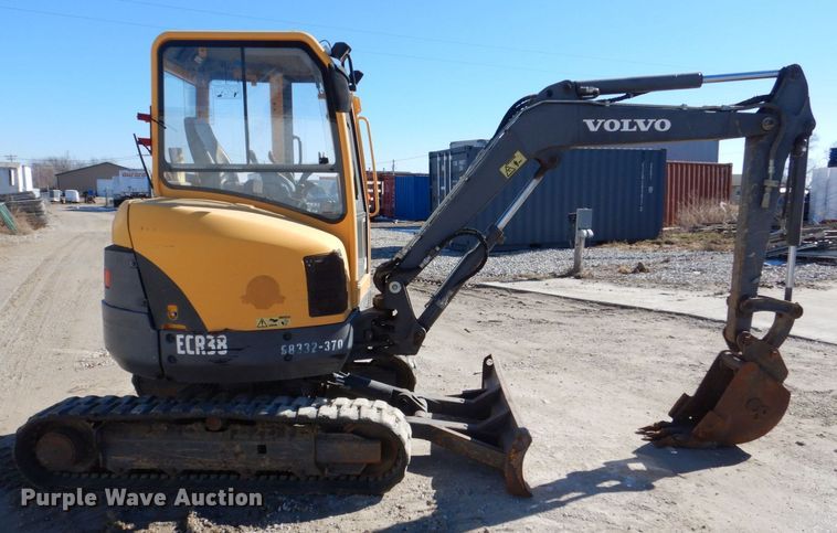 image for item MC9797 2012 Volvo ECR38  mini excavator