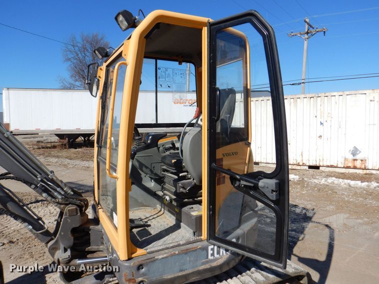 image for item MC9797 2012 Volvo ECR38  mini excavator