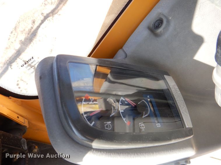 image for item MC9797 2012 Volvo ECR38  mini excavator