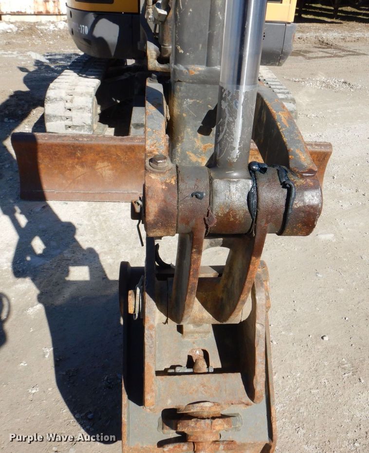 image for item MC9797 2012 Volvo ECR38  mini excavator