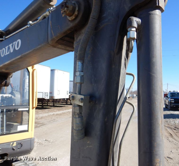 image for item MC9797 2012 Volvo ECR38  mini excavator