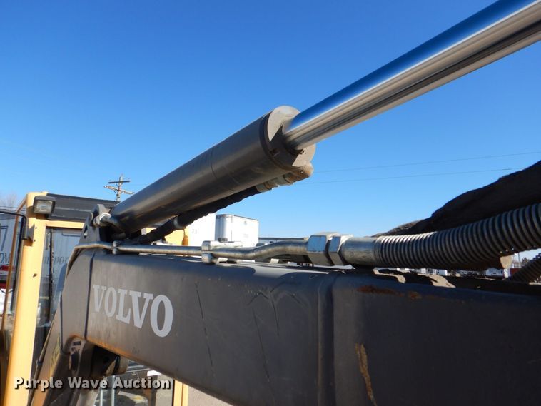 image for item MC9797 2012 Volvo ECR38  mini excavator