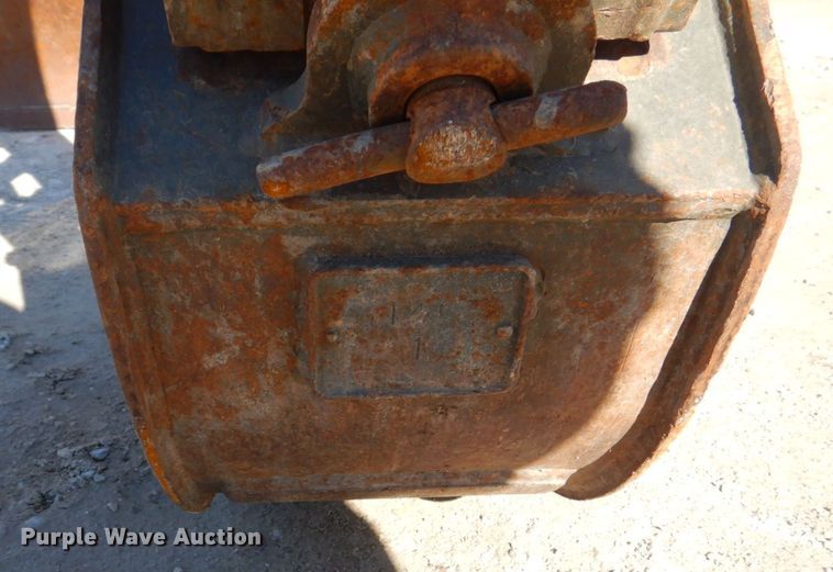 image for item MC9797 2012 Volvo ECR38  mini excavator