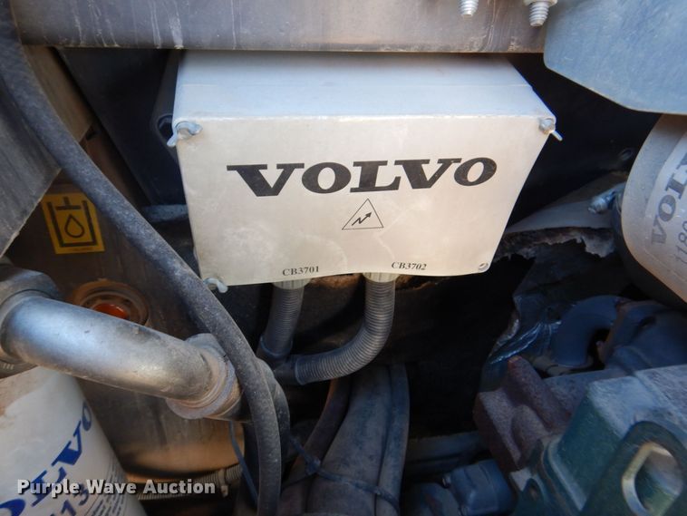 image for item MC9797 2012 Volvo ECR38  mini excavator