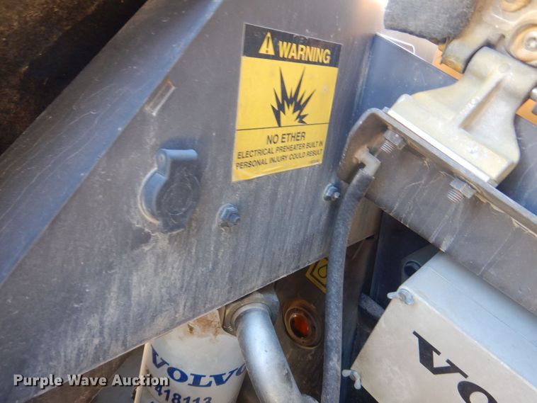 image for item MC9797 2012 Volvo ECR38  mini excavator