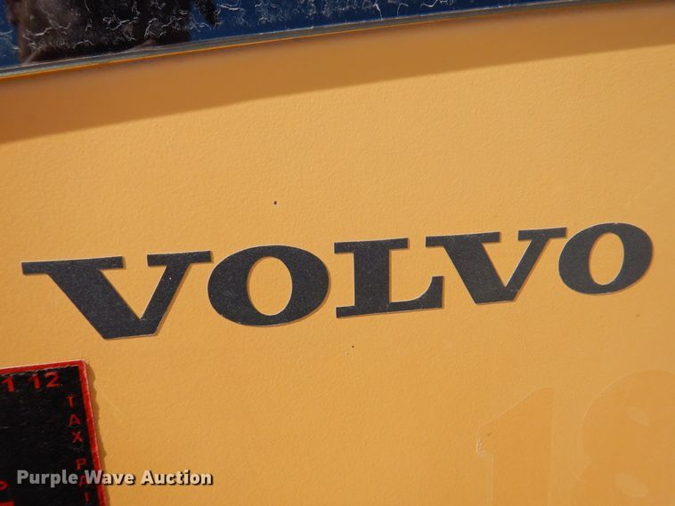 image for item MC9797 2012 Volvo ECR38  mini excavator