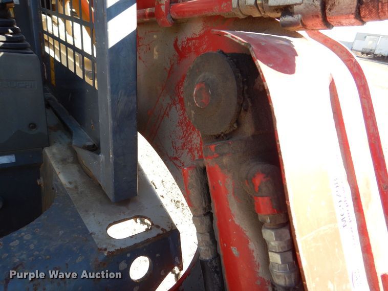 image for item MC9798 2014 Takeuchi TL8  tracked skid steer loader