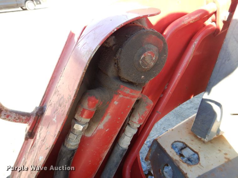 image for item MC9798 2014 Takeuchi TL8  tracked skid steer loader