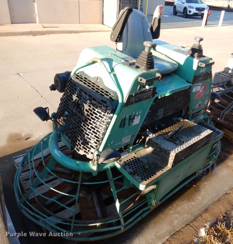 image for item MC9801 Whiteman HTX  power trowel