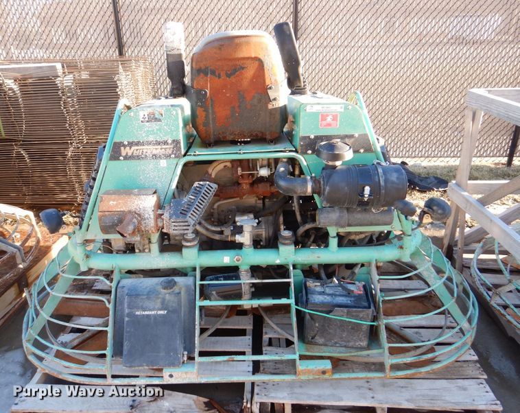 image for item MC9801 Whiteman HTX  power trowel