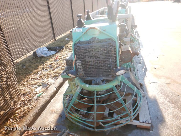 image for item MC9801 Whiteman HTX  power trowel