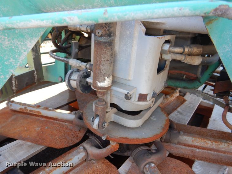 image for item MC9801 Whiteman HTX  power trowel