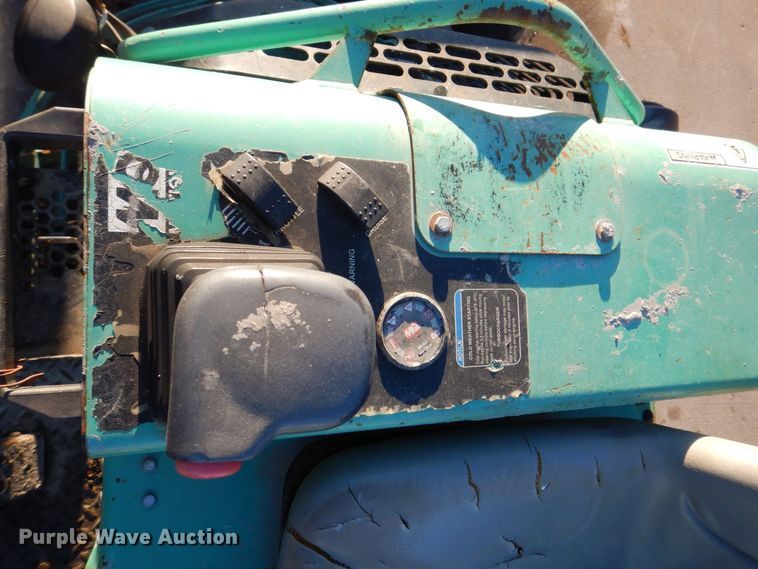 image for item MC9801 Whiteman HTX  power trowel