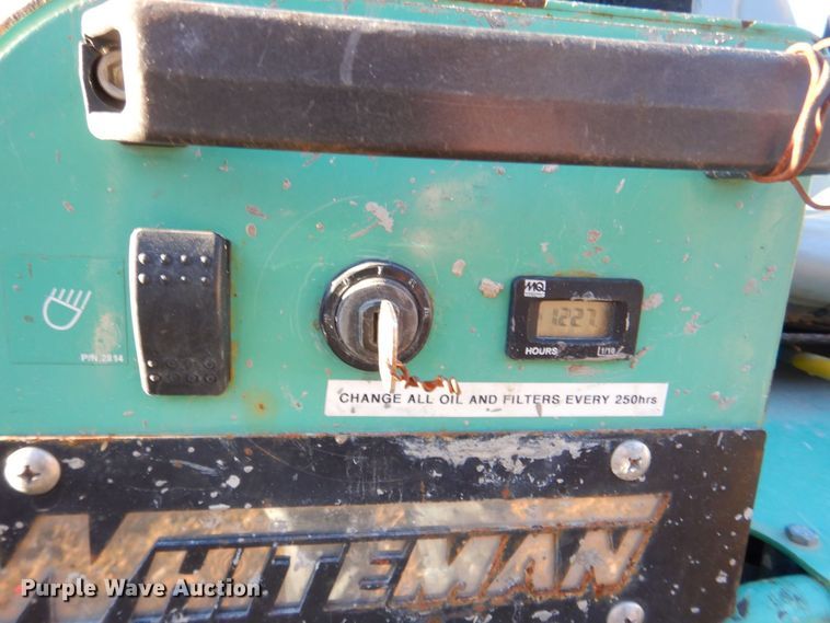 image for item MC9801 Whiteman HTX  power trowel