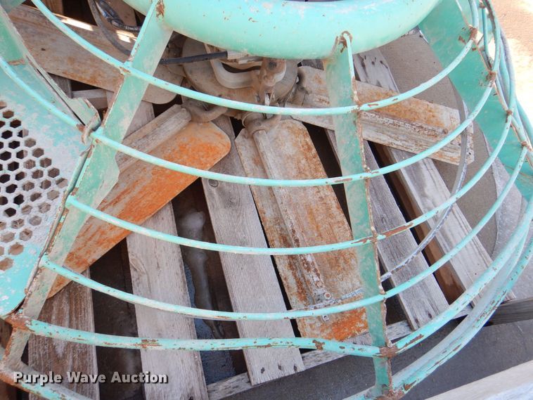 image for item MC9802 Whiteman STX  power trowel