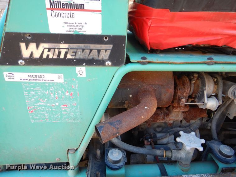 image for item MC9802 Whiteman STX  power trowel