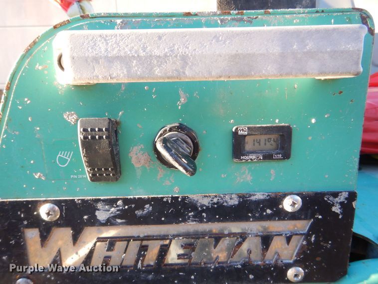 image for item MC9802 Whiteman STX  power trowel